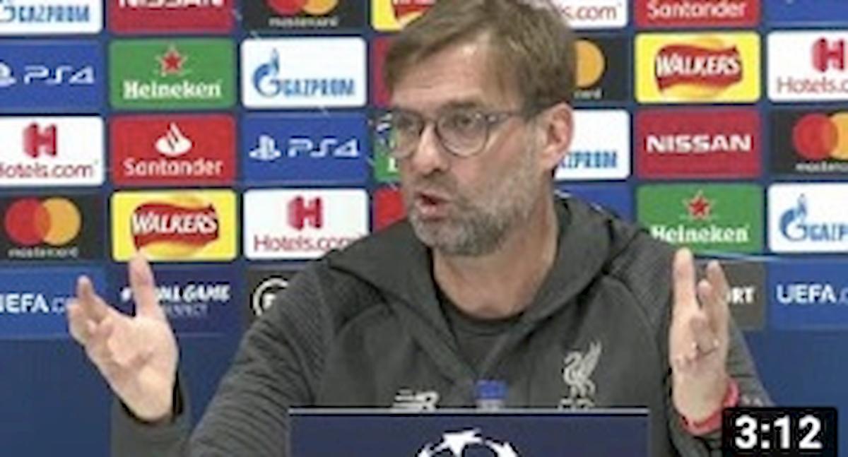 Klopp furioso con il giornalista: "Ancora domande sul coronavirus?!"