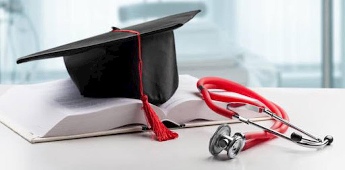 Coronavirus, laurea in Medicina diventa abilitante. Manfredi: "Così 10mila medici in più"