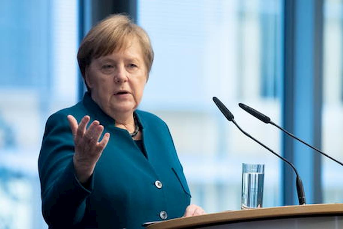 Coronavirus, Merkel: "Tra il 60 e il 70% di chi vive in Germania si infetterà"