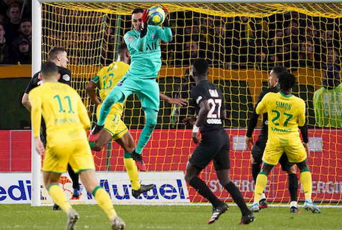 Coronavirus, Navas ha speso 200 mila euro per fuggire in Costa Rica