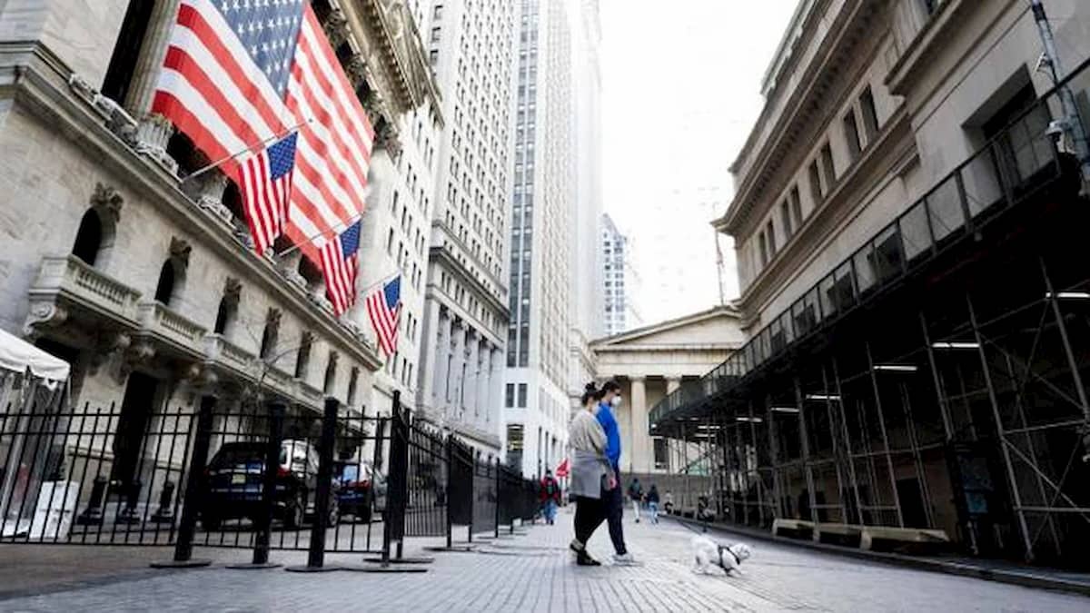 Trump, soldi in tasca ai cittadini: 1200 dollari ad adulto, 500 a bambino