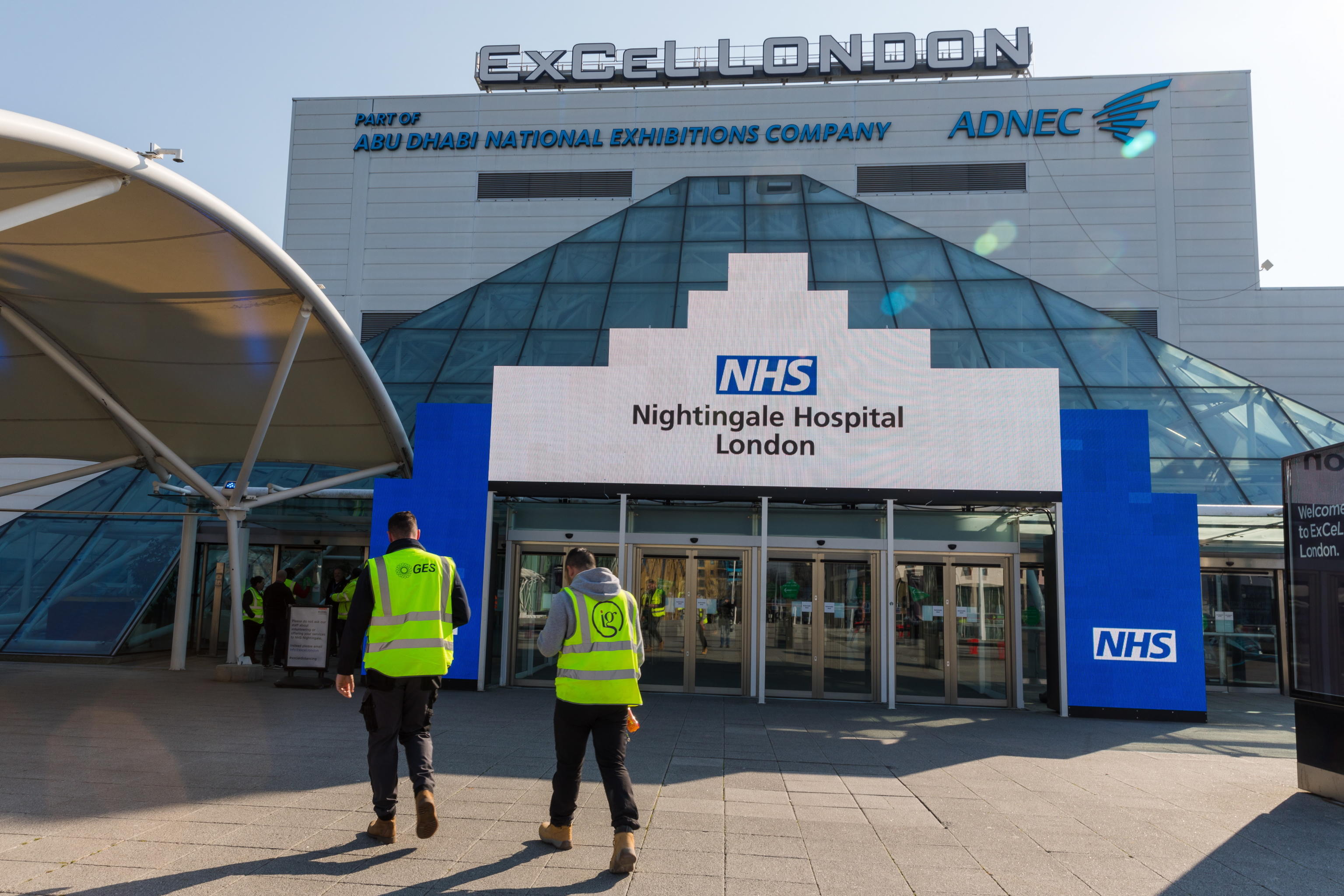 Coronavirus Gran Bretagna, già pronto ospedale e nuovi 33mila posti