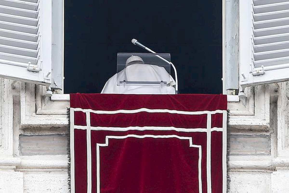 papa francesco angelus foto ansa