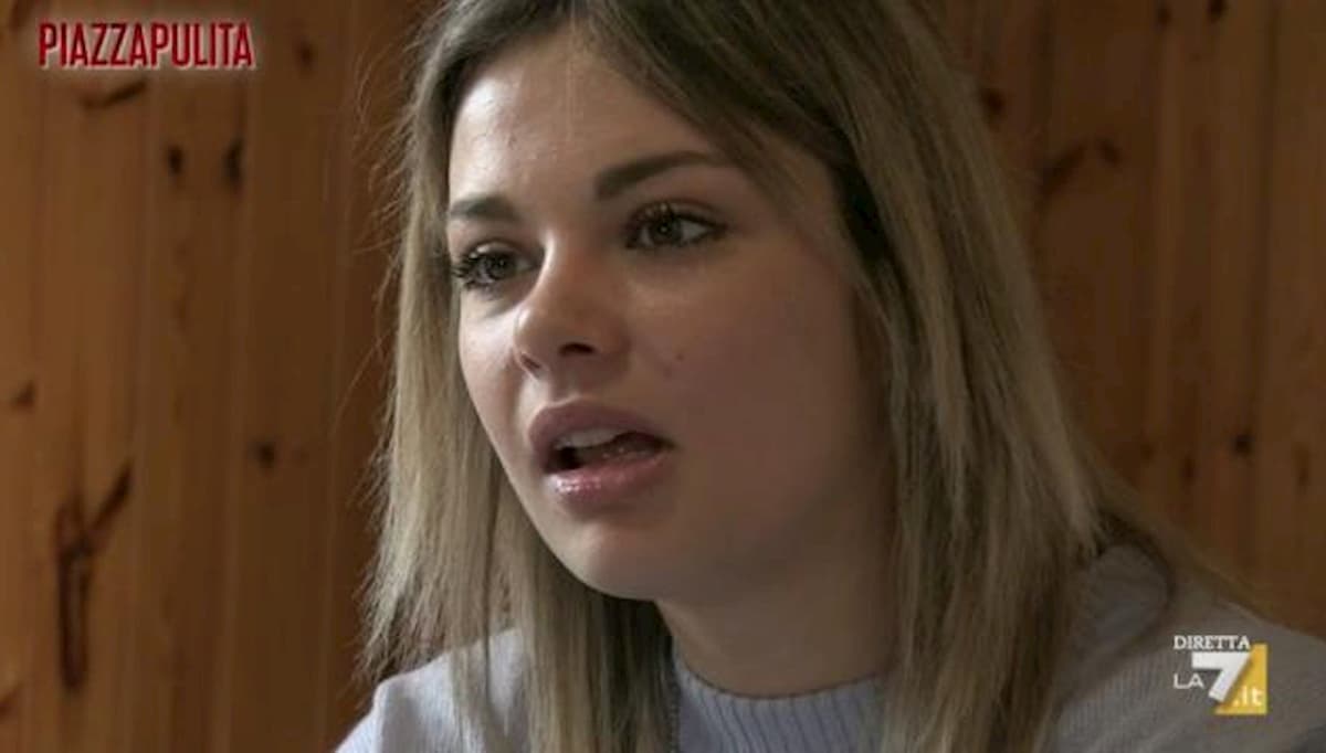 Coronavirus, ragazza a Piazzapulita: "Mio padre morto in casa. Perché a noi no tampone e alla fidanzata di Rugani sì?"