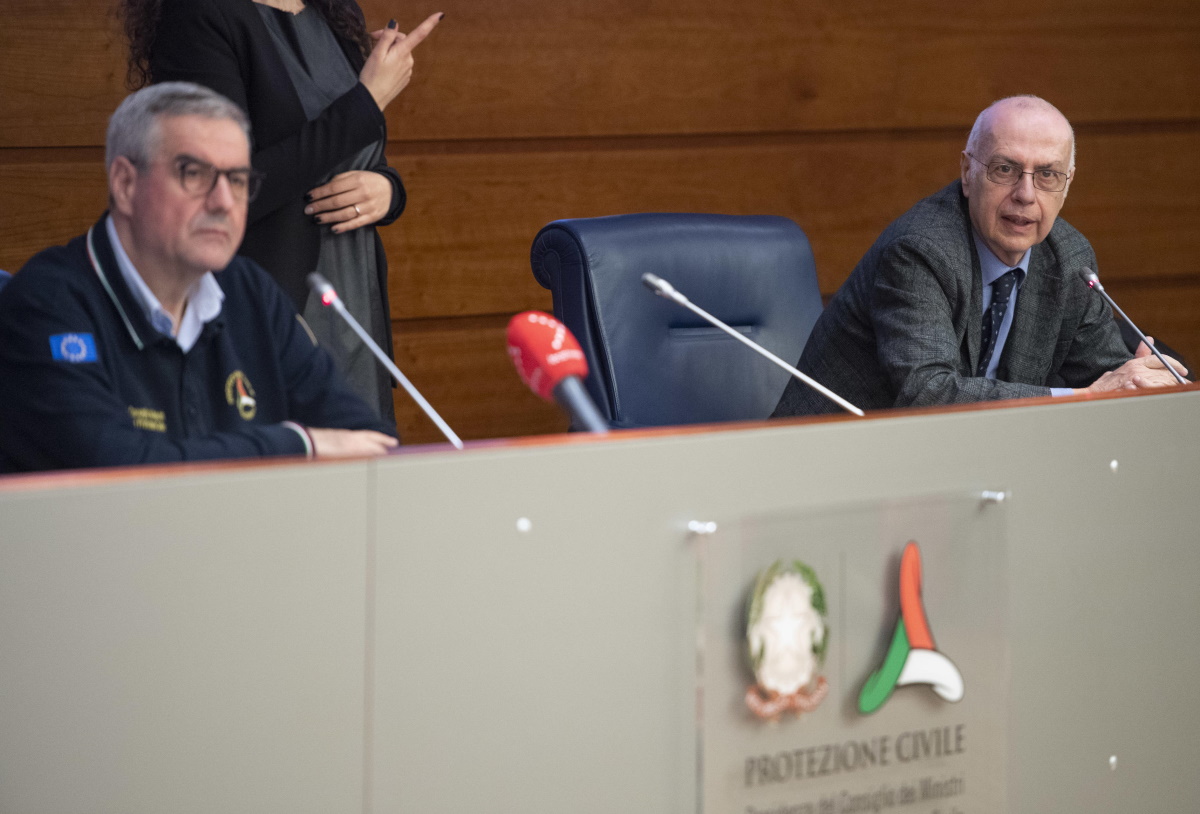 Coronavirus a Roma, Rezza: Allarme preventivo. Piano quarantena