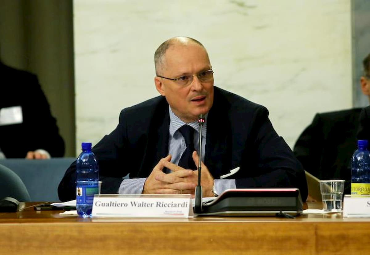 Coronavirus, Ricciardi annuncia: “Pronti a seguire esempio Corea del Sud su tracciamenti”