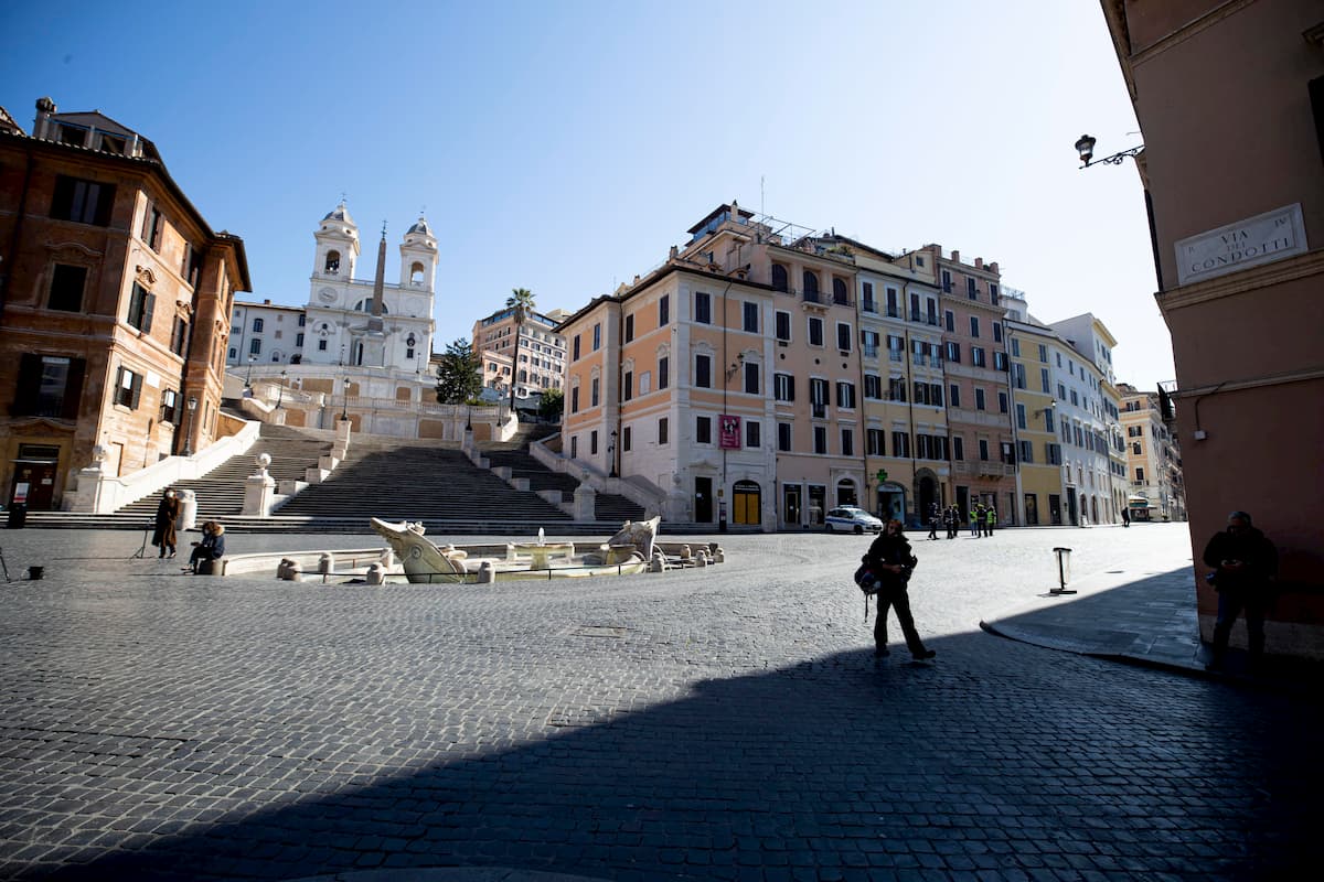 Coronavirus, il virologo Giorgio Palù: "Speriamo che il lockdown sia efficace, perché non c'è un piano B"