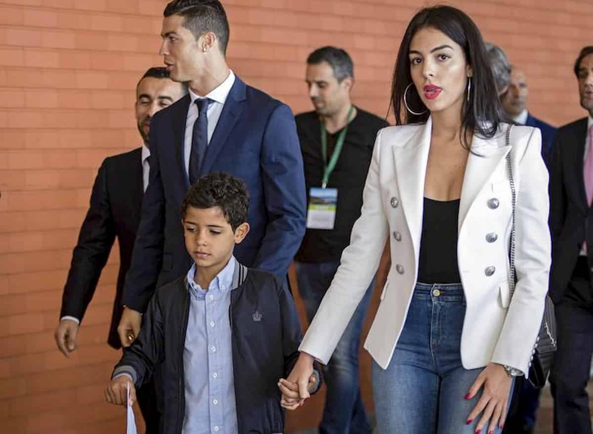 Cristiano Ronaldo vittima del Coronavirus: in esilio a Madeira, tra fake news e social feroci