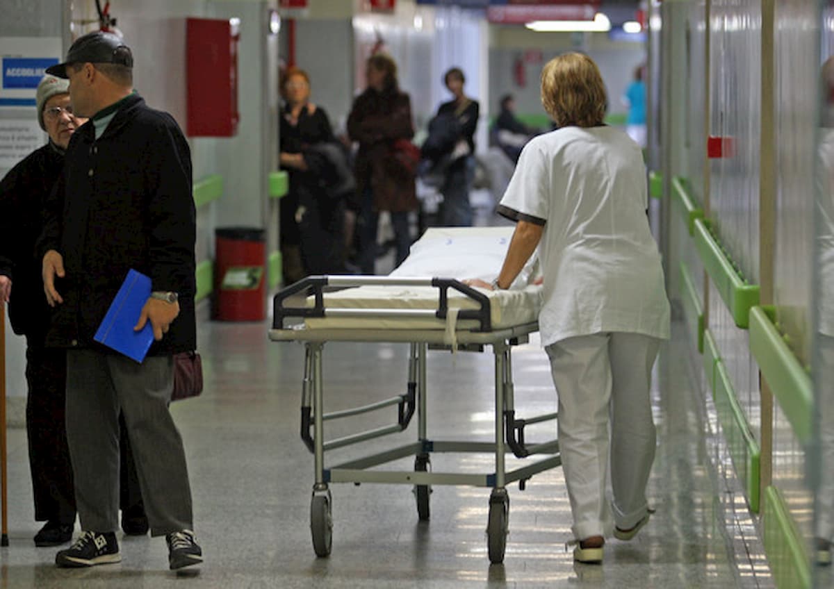 Coronavirus, tagli alla spesa sanitaria: "Nel 2018 uguale al 2005"