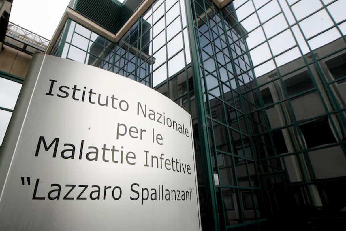 Coronavirus, poliziotto di Pomezia migliora: respira da solo, fuori da rianimazione