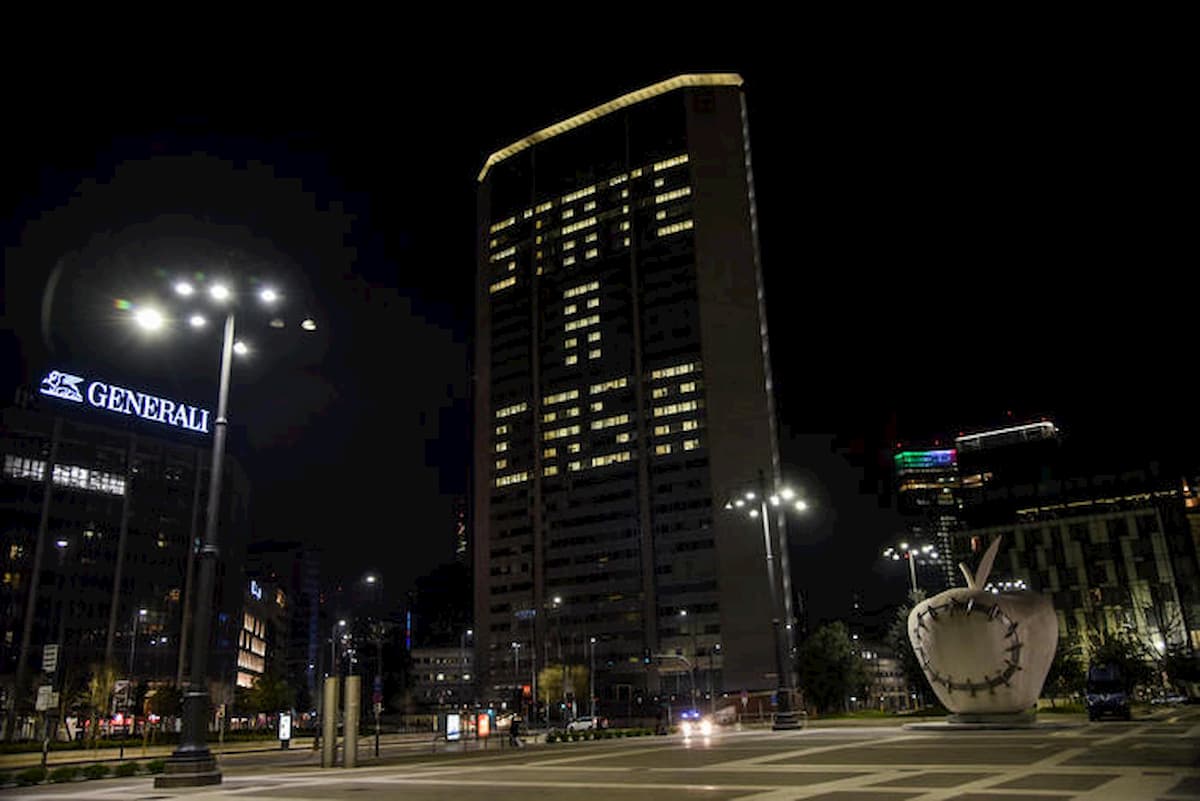 Fontana: "Decreto Conte ancora blando, fare di più"