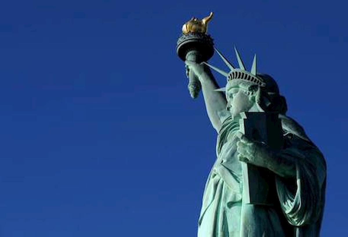 Coronavirus, chiusa a New York la Statua della Libertà