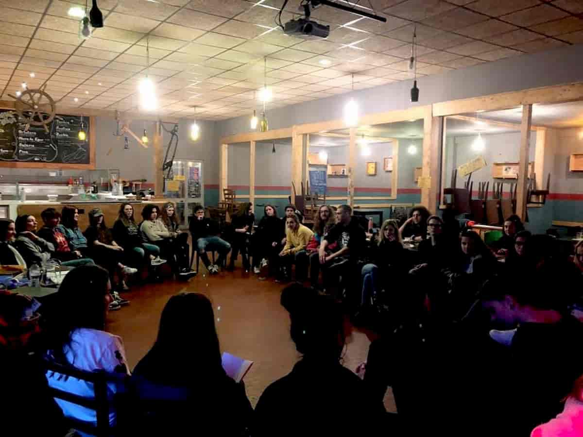 Venezia: studenti universitari si riuniscono al centro sociale "contro la psicosi da Coronavirus". Insulti su Facebook