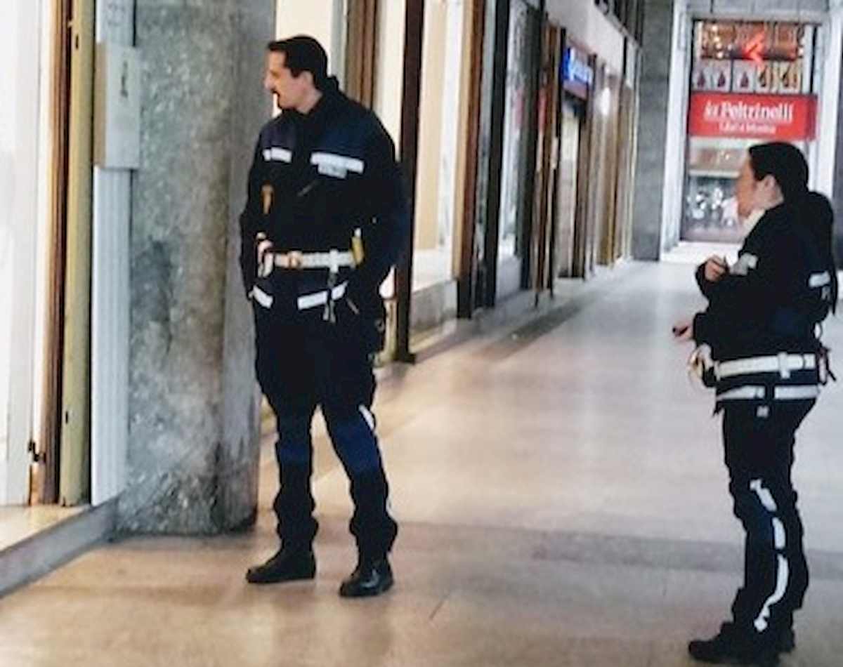 Coronavirus, a Torino bar aperto in centro. E Napoli rinuncia al rito del caffè