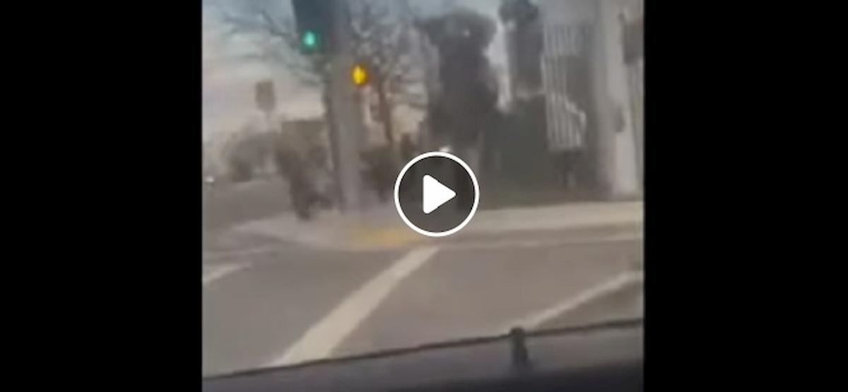 Washington, evadono dal carcere scavalcando cancello