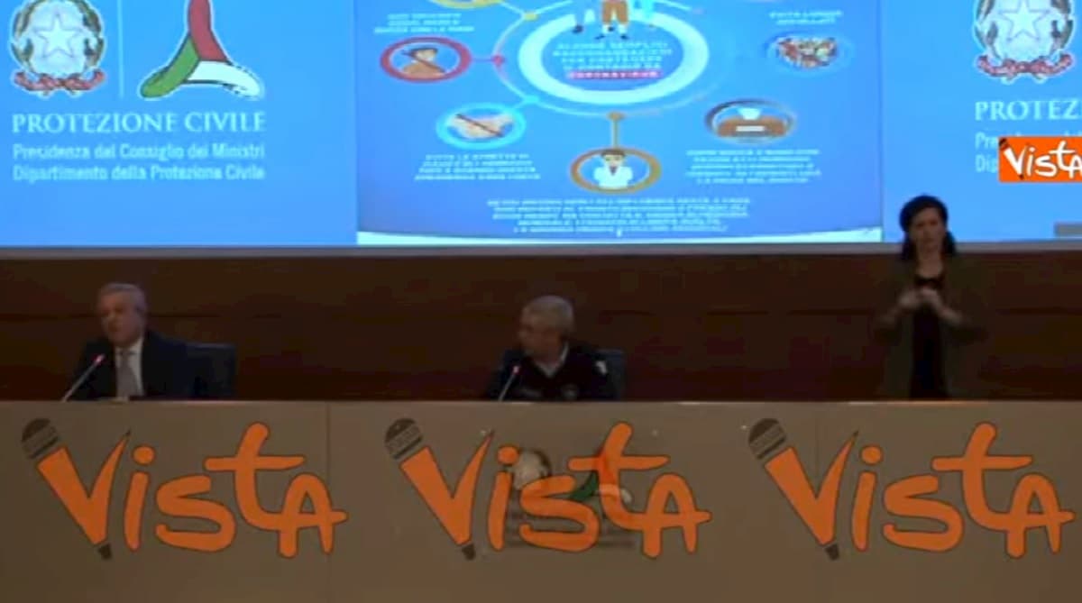 Coronavirus, Css: "In Italia l’indice di trasmissione del contagio è sceso a 0,8" VIDEO