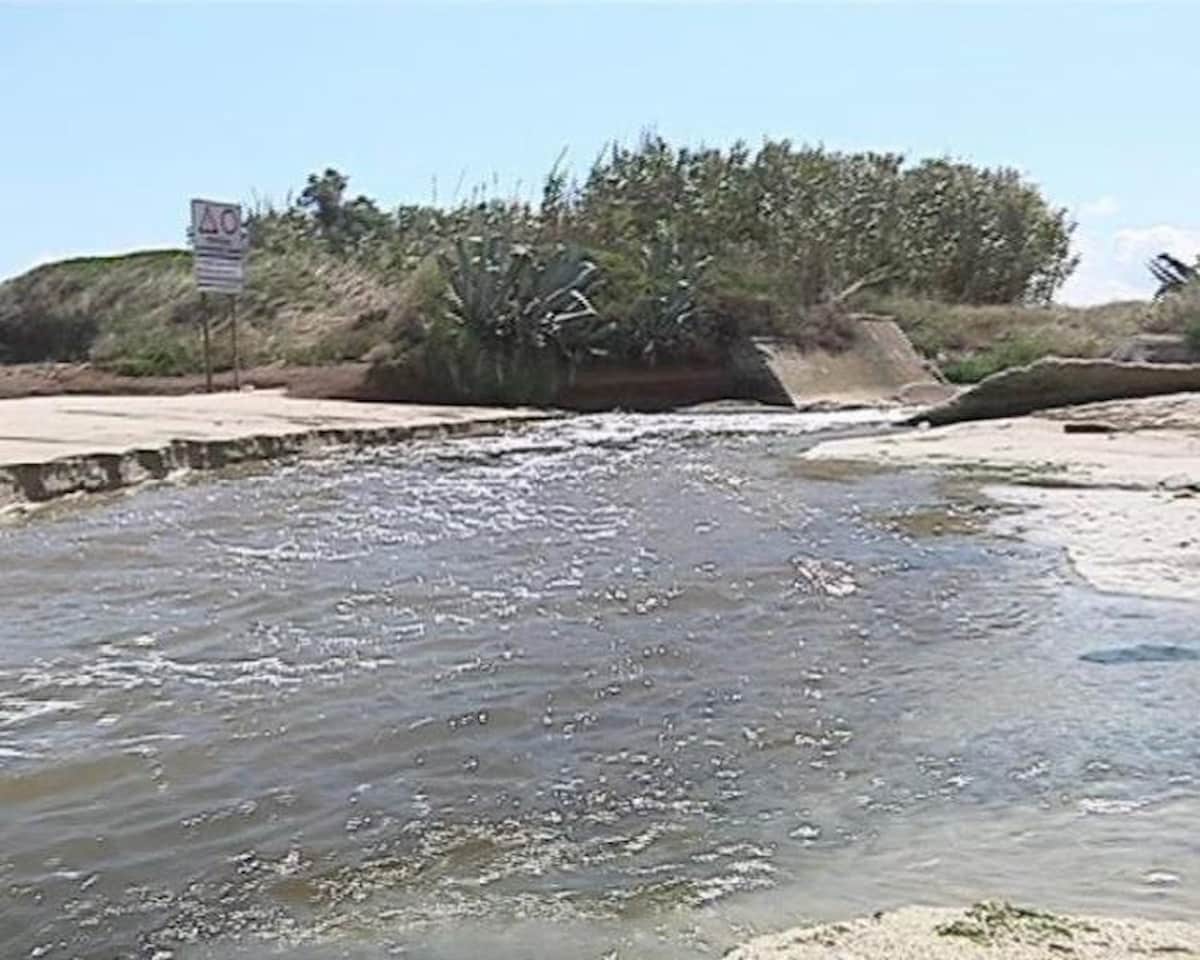 (quelle di scarico che stanno per essere trattate negli impianti di depurazione)