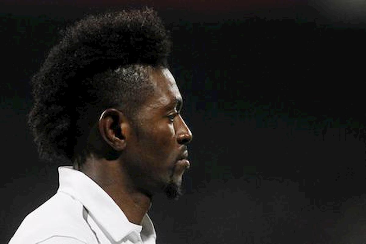 Adebayor: "Niente donazioni per il coronavirus. I soldi sono miei e ci faccio quello che voglio”