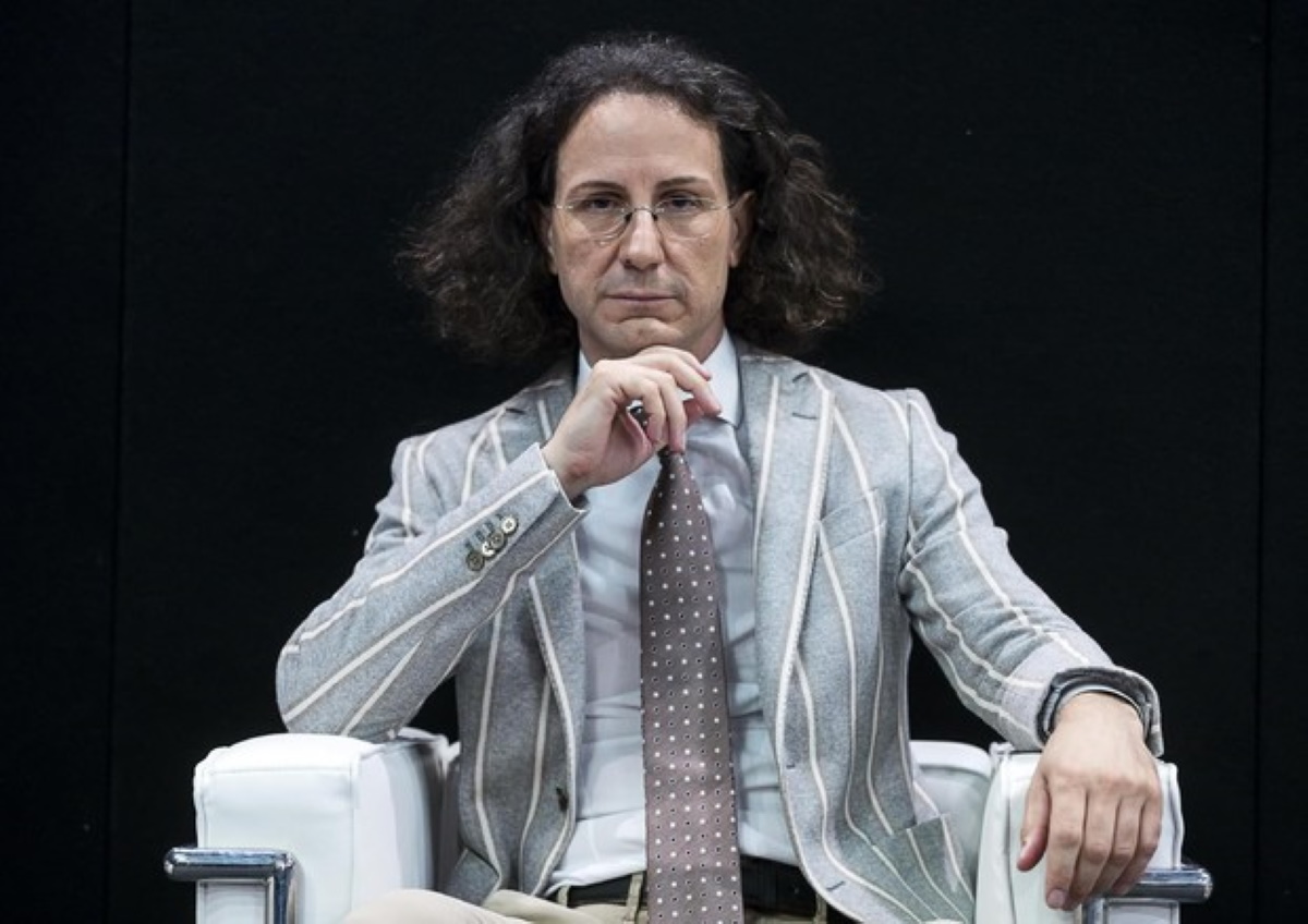 Coronavirus Adriano Panzironi: canali bloccati da Agcom