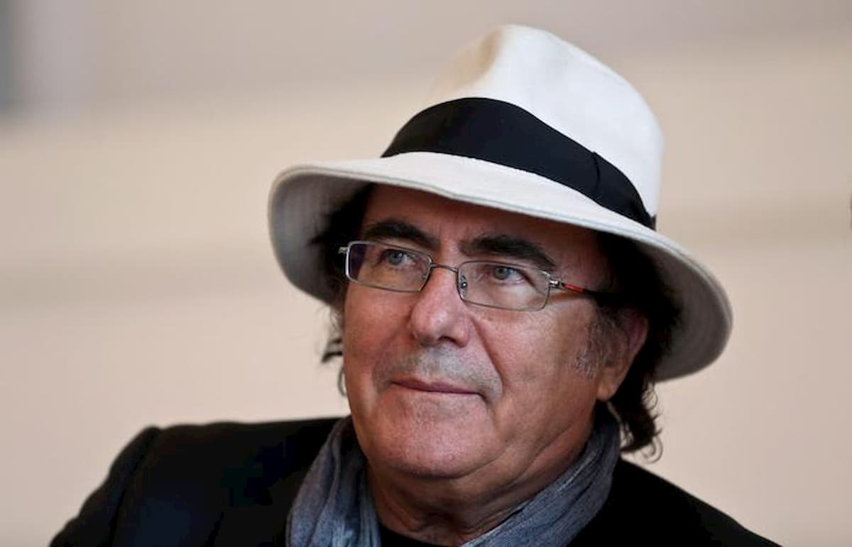 Al Bano in lacrime per la morte di Detto Mariano: "Ucciso dal coronavirus". Poi svela: "Sto preparando la bara..."