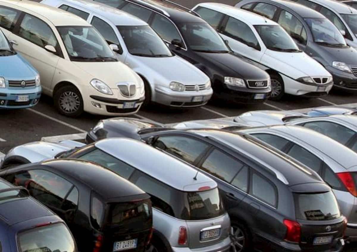 Rc auto, assicurazione si può sospendere fino al 31 luglio. Unipol restituisce un mese