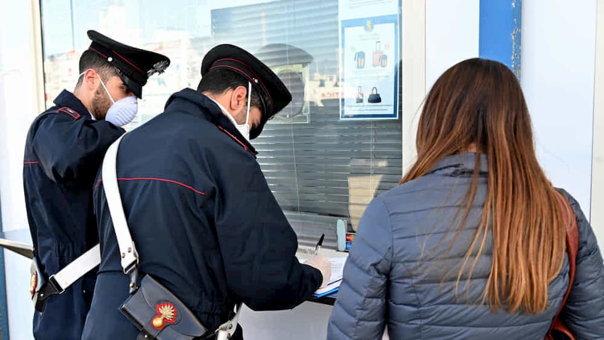 Fase 2, ipotesi 4 maggio per riaperture bar, ristoranti e parchi. Governo frena. E si pensa a 3 macroaree