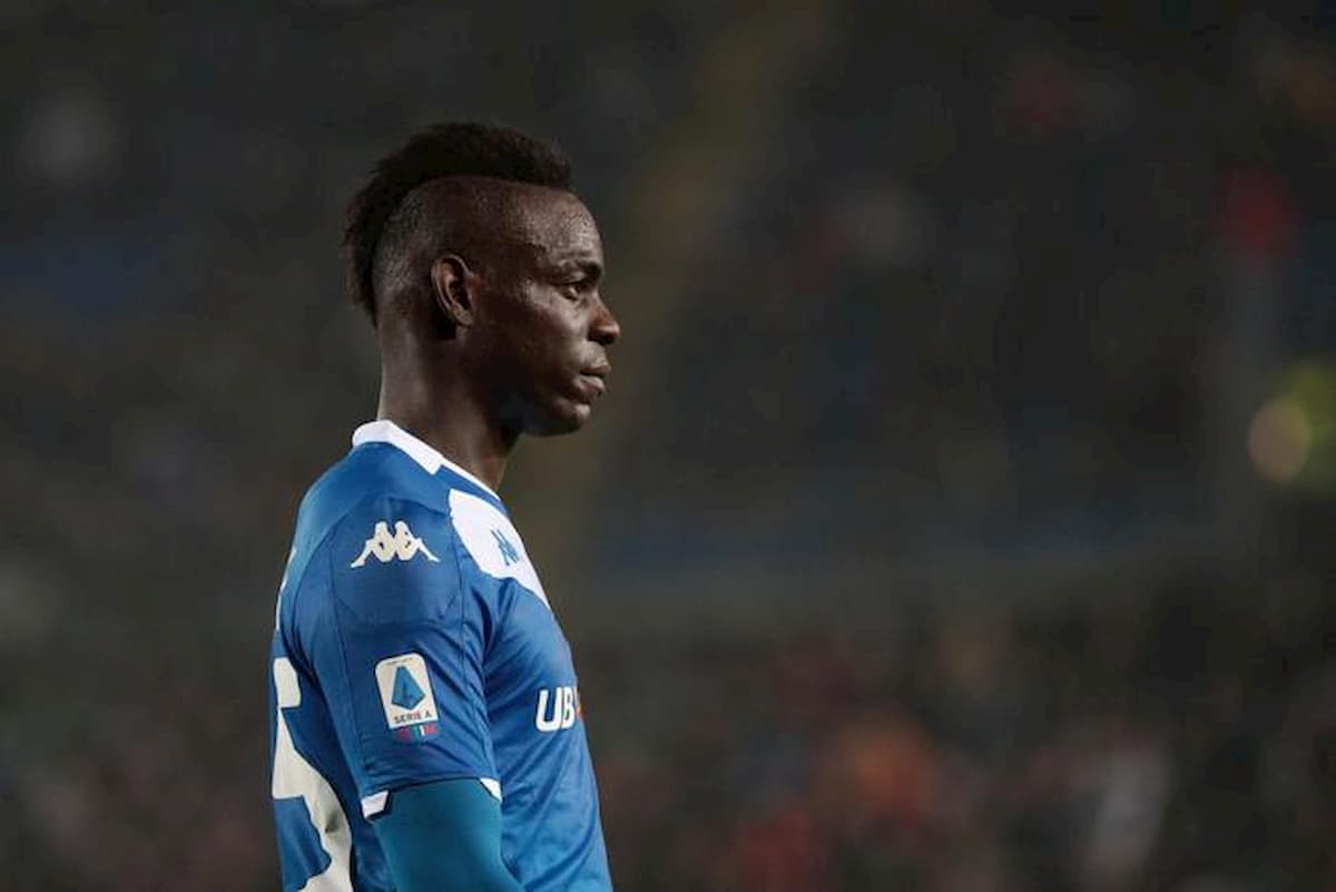 Balotelli una "fonte di imbarazzo" per Cellino: "Tornare in Italia lo ha sovraesposto"