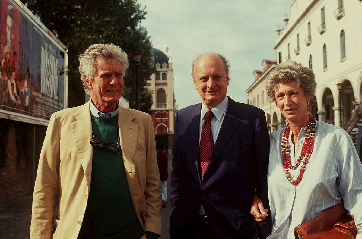 Nicola Caracciolo è morto: giornalista e storico, era il fratello di Carlo e Marella Agnelli