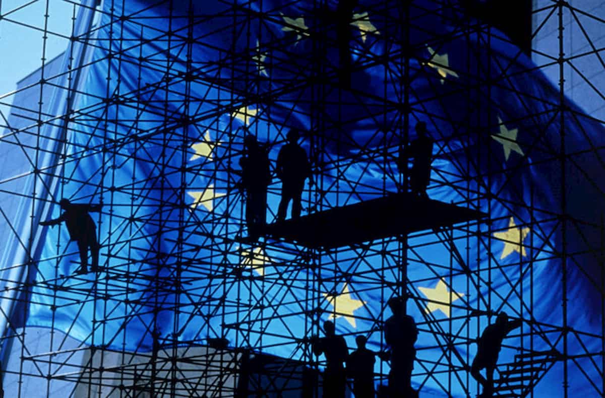 Coronabond: Lega e Forza Italia votano... contro. Bocciato emendamento al parlamento europeo