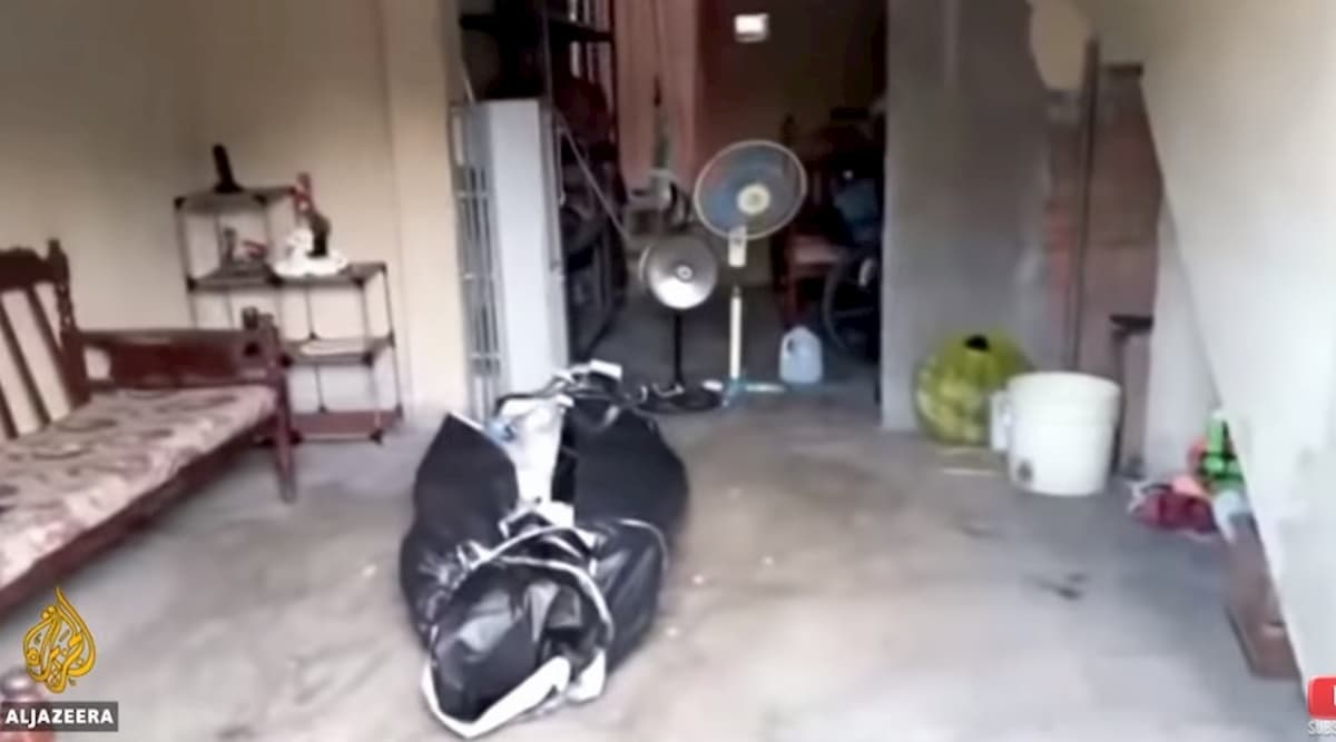 Coronavirus, in Ecuador cadaveri bruciati in strada o gettati nei cassonetti