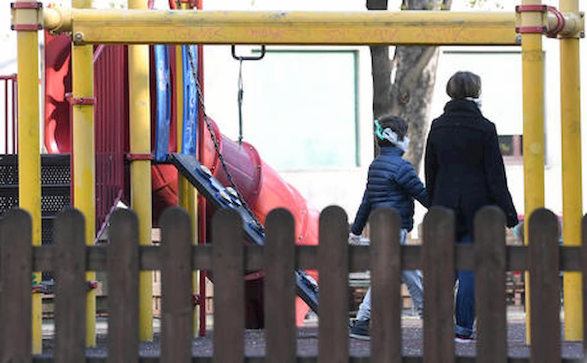 Dl aprile, allo studio un bonus per le famiglie con figli