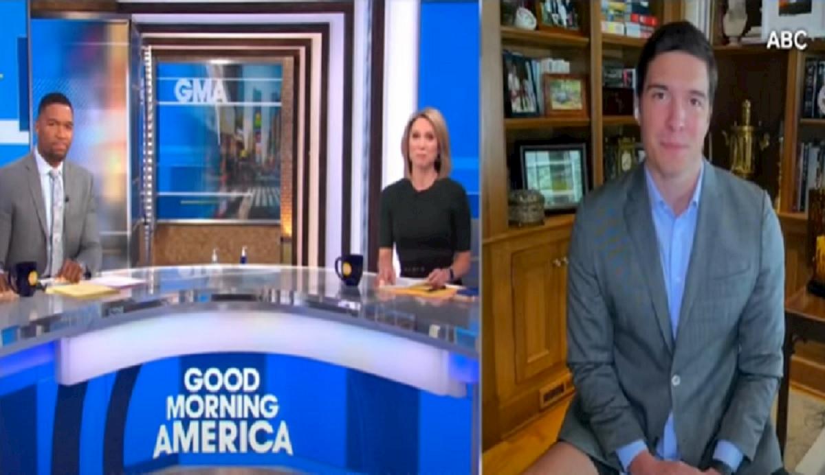 giornalista in mutande