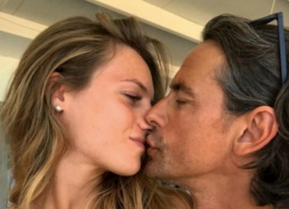 Pippo Inzaghi bacia Angela Robusti (ex Uomini e Donne), la foto su Instagram