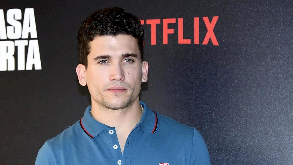 Denver di La Casa di Carta contro la vicina: "Questa figlia di pu*** manda le mie foto ai giornali"