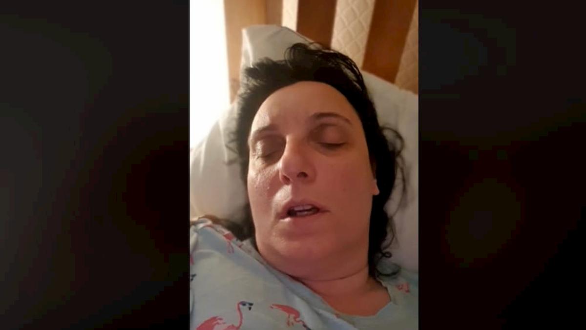 Coronavirus, l'appello di Linda Pasqui da Londra: "Ci lasciano morire a casa soli come cani"