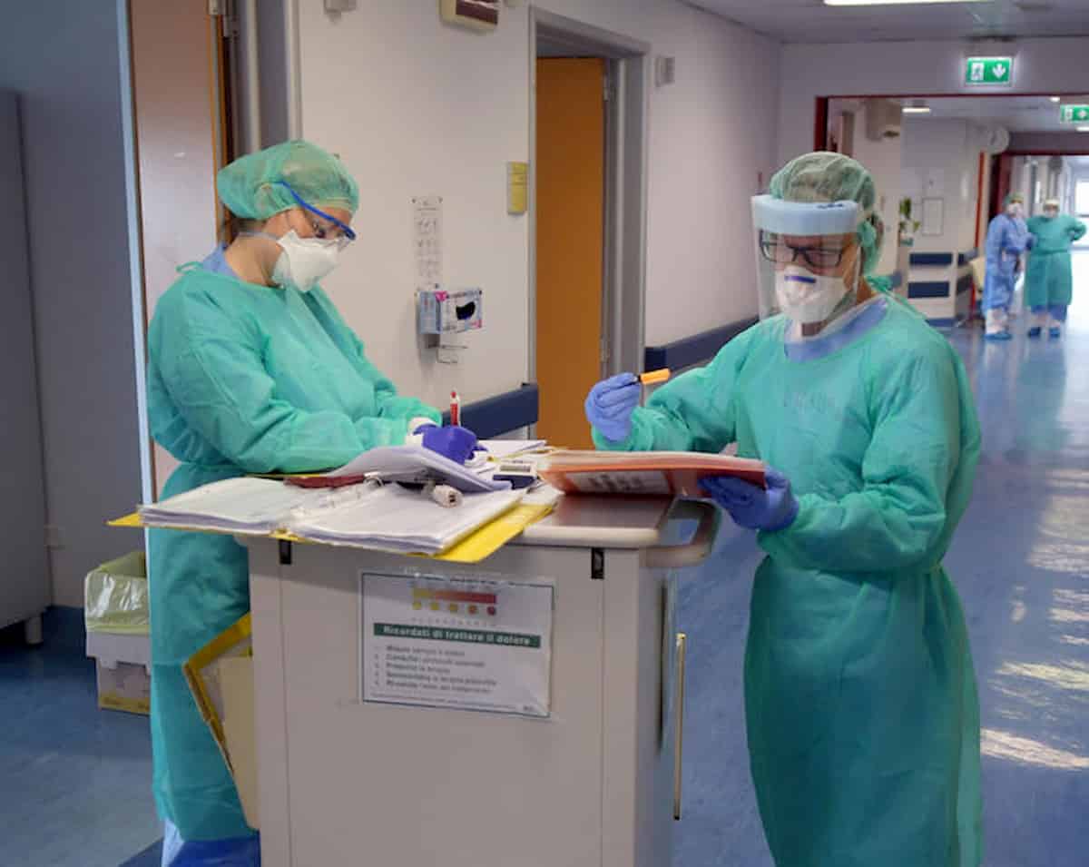 Coronavirus Lombardia, dopo mani pulite ci sarà tamponi puliti? In Procura i primi esposti contro gli ospedali