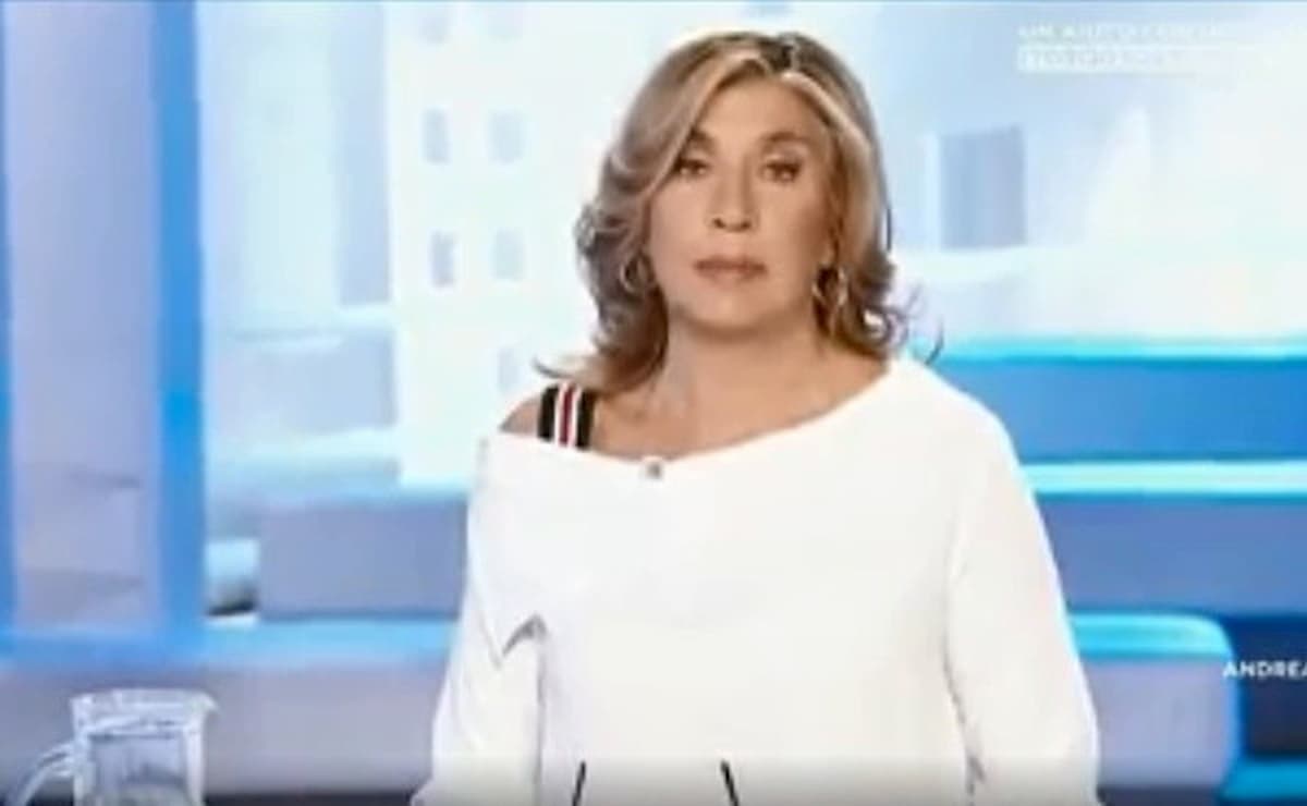 Myrta Merlino: "I contagi non ci sono stati a Napoli, per me è incredibile...". Insulti alla giornalista, lei si scusa