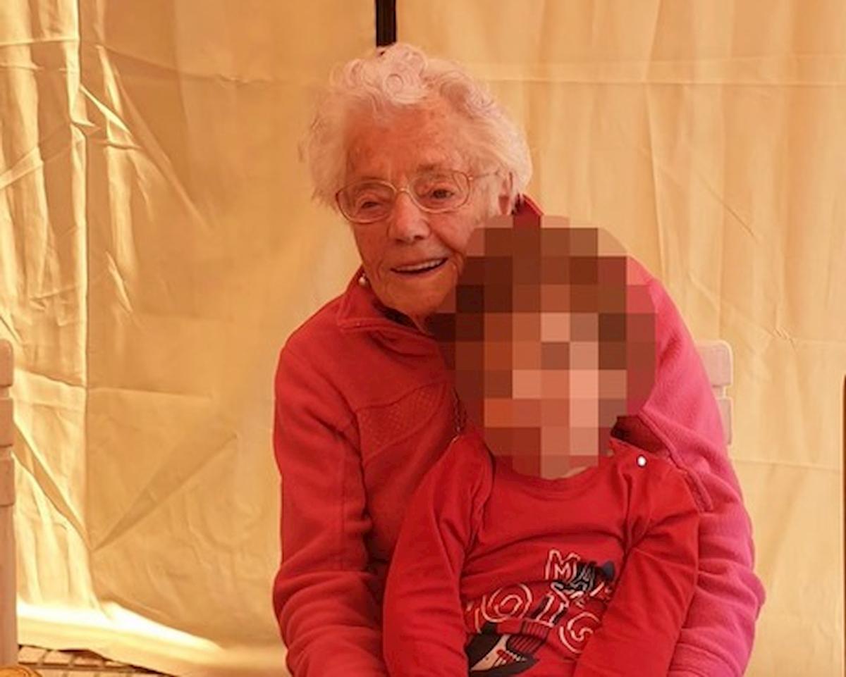 Coronavirus: nonna Nina guarisce a 102 anni, lo stesso giorno del nipotino di 2