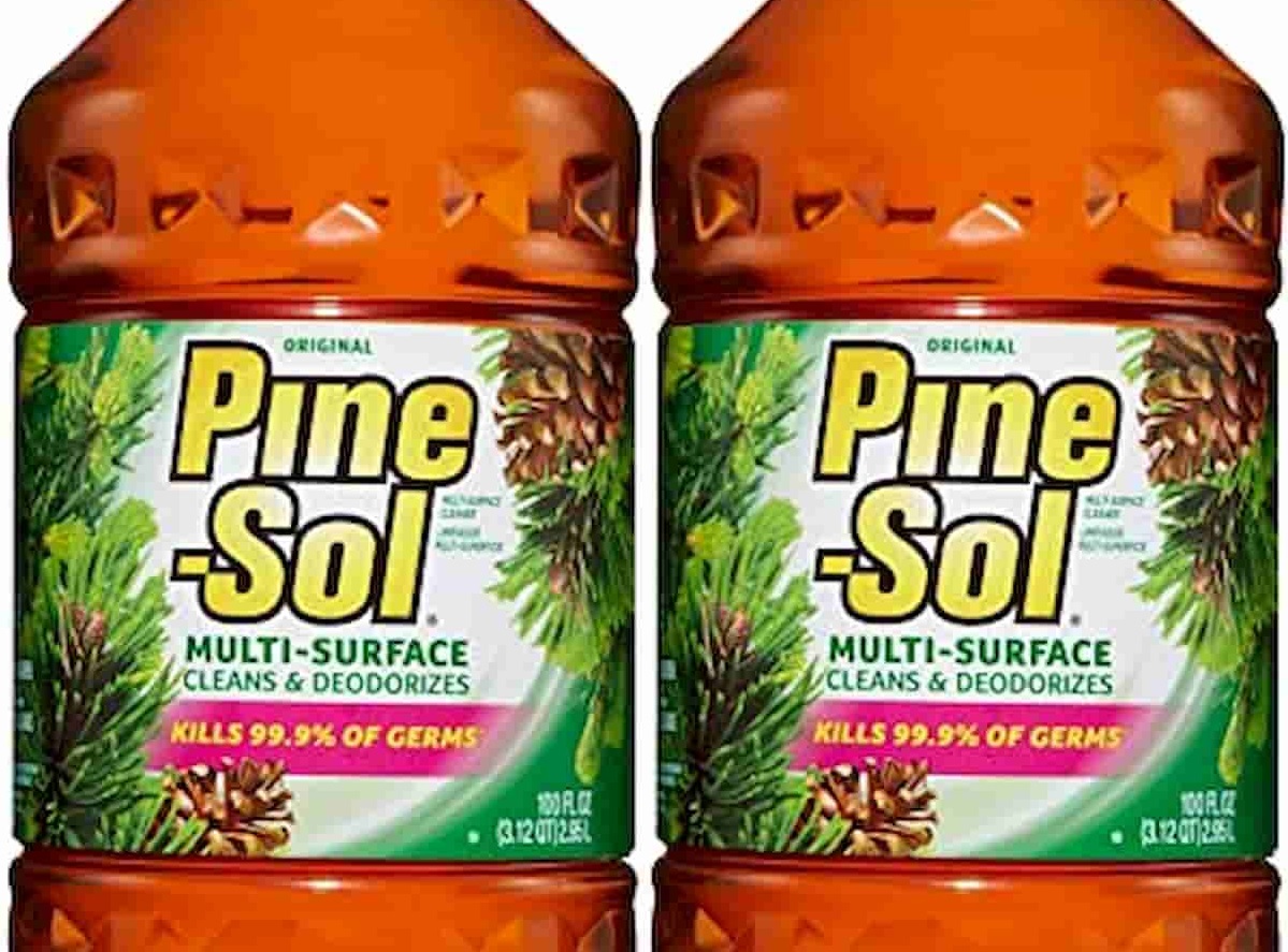 Bevono disinfettanti per proteggersi dal coronavirus: ricoverati negli Usa