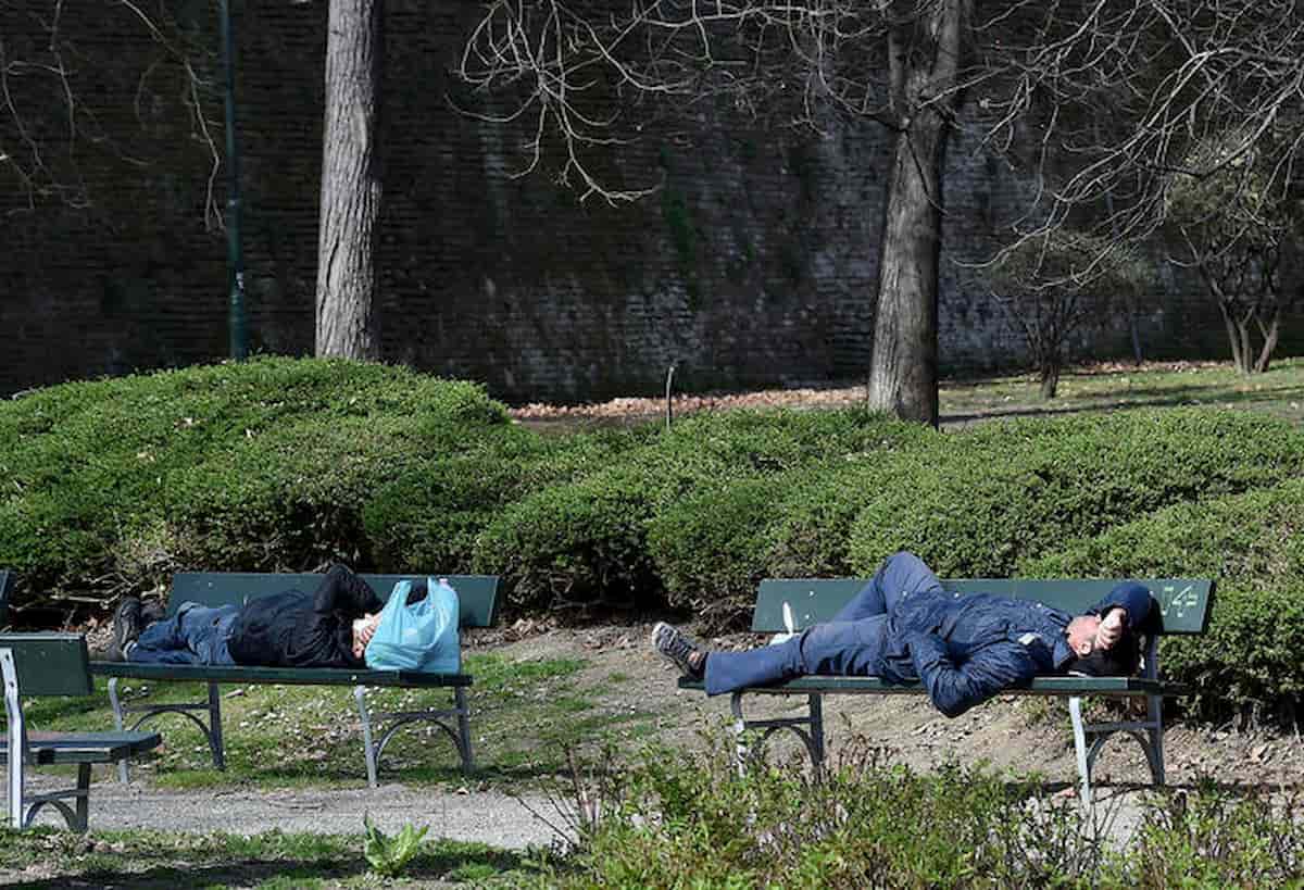 Coronavirus: 21 milioni di persone in difficoltà economica. La metà senza un reddito