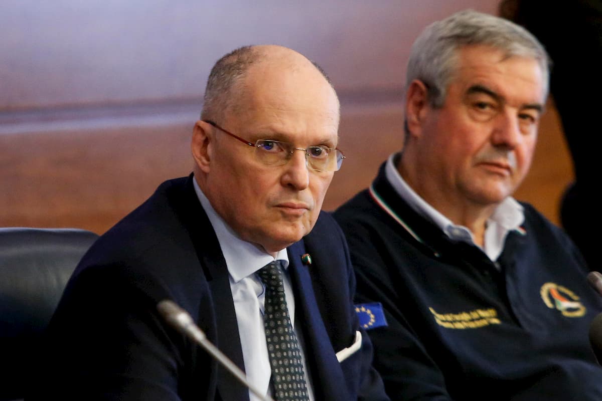 Coronavirus, Ricciardi: "Certa seconda ondata. Sarà importante non accelerare le riaperture"