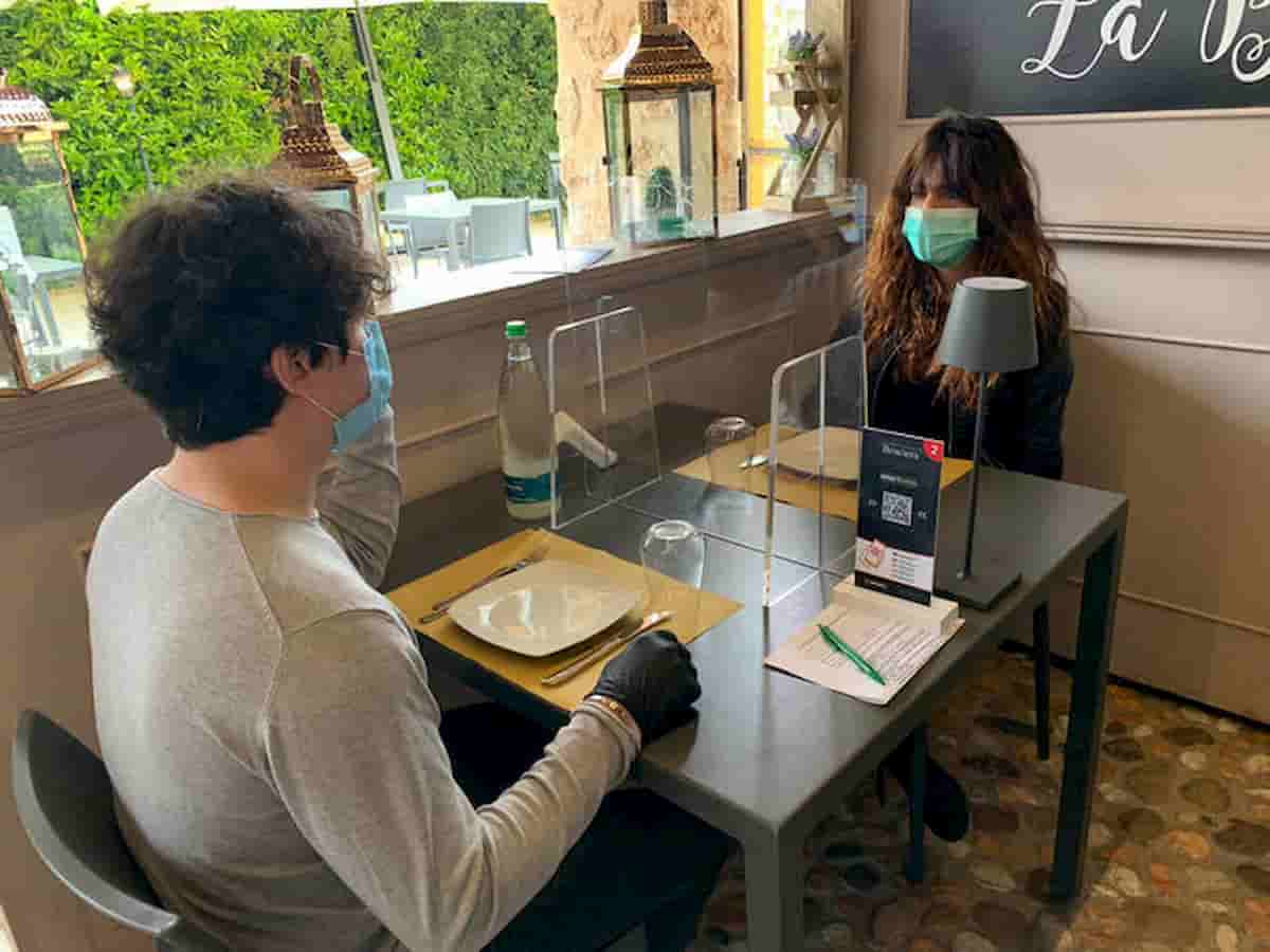 Coronavirus Fase 2: ristoranti e Comune di Roma per autocertificazione clienti. L'avvocato è contento, il medico no