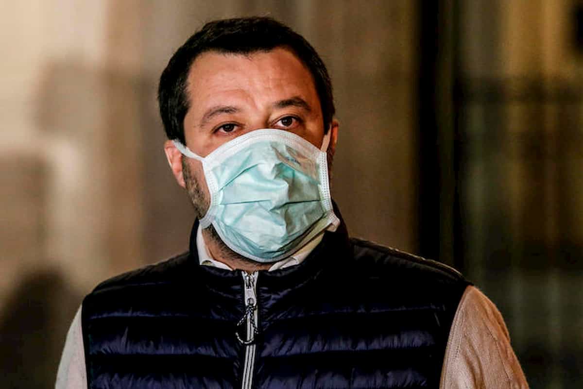 Coronavirus. Salvini chiede veranda libera, Grillo stipendio dalla culla alla tomba. E la Meloni...