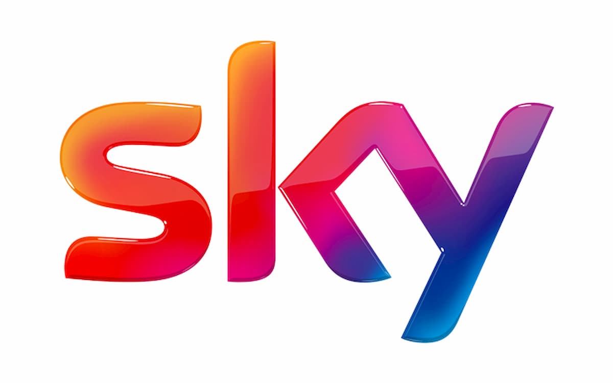Sky, arriva lo sconto per gli abbonati a Calcio e Sport: come richiederlo