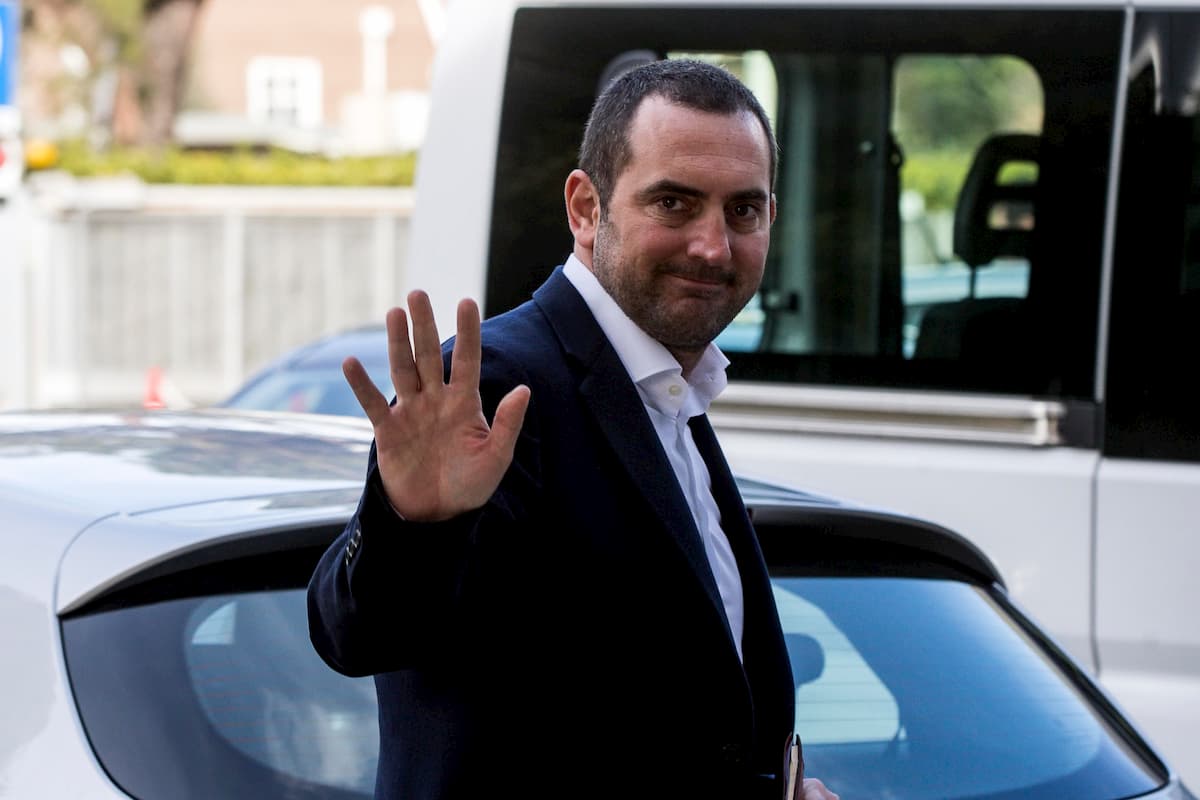 Campionato Seria A, quest'anno è andato. Il ministro Spadafora: "Lo stop ce lo chiederanno le società"