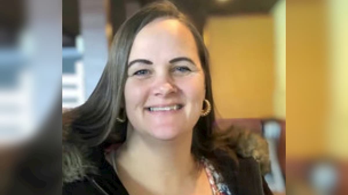 Coronavirus, sopravvissuta al cancro muore a 42 anni: i figli le dicono addio con un walkie-talkie