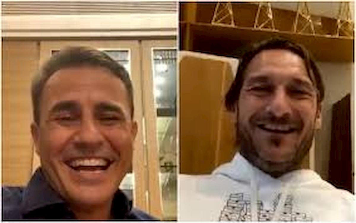 Totti scherza con Cannavaro: "Calcio a Balotelli? Si è salvato perché non l'ho preso bene..."