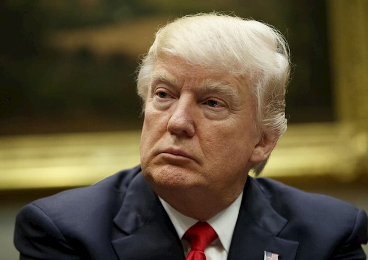 Coronavirus, negli Usa rimosso dirigente medico in disaccordo con Trump sulla clorochina