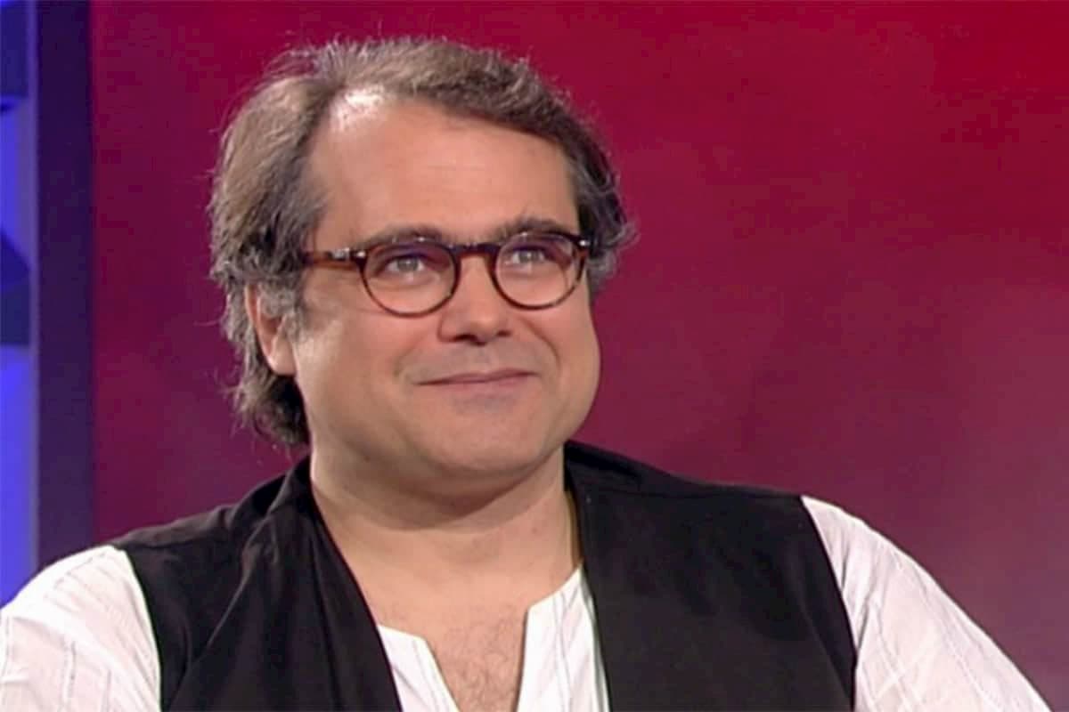 Yari Carrisi si scusa per la frase su Barbara d'Urso. La sorella della conduttrice: "Infame"