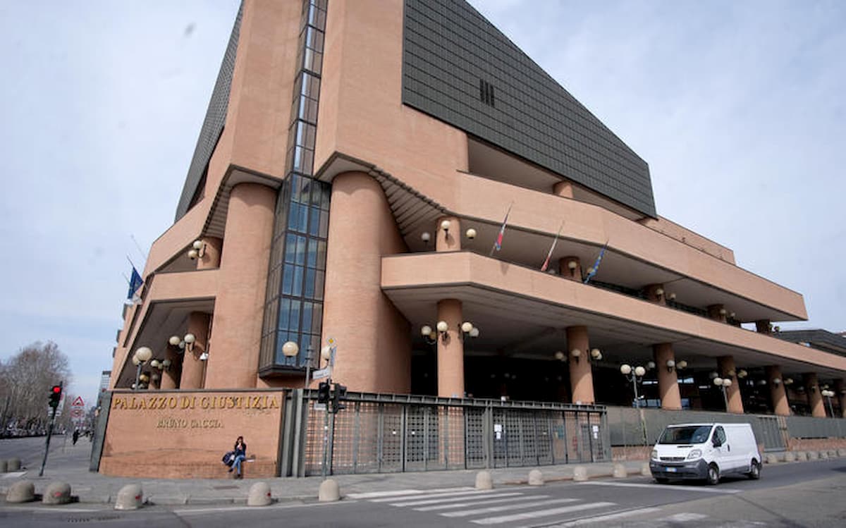 Uccise il padre violento, Alex Pompa ai domiciliari da un compagno di classe